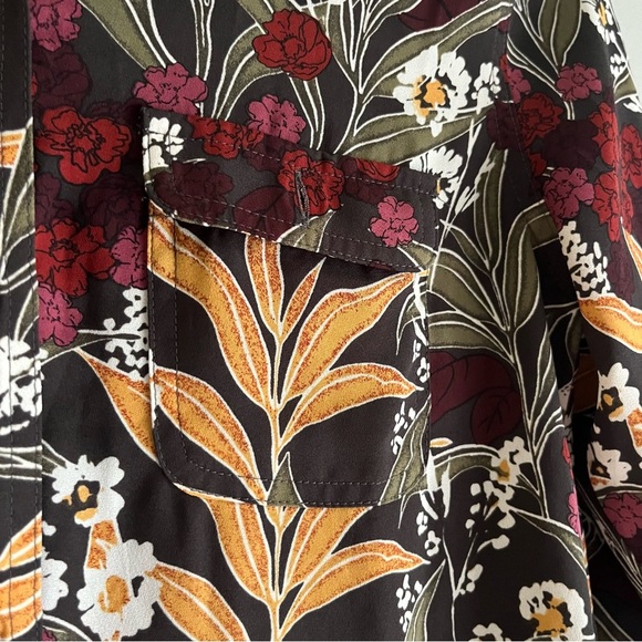 LOFT Petite XXS Button Up Blouse Office Work Business Top Floral Long Sleeve - Picture 3 of 9